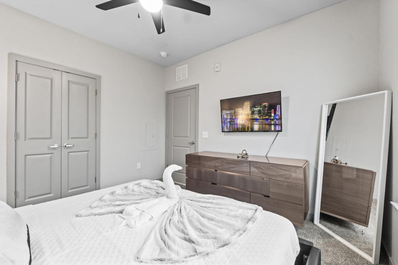 Tropicana Field 1 Bed In Downtown St Pete With Free Parking St. Petersburg Bagian luar foto
